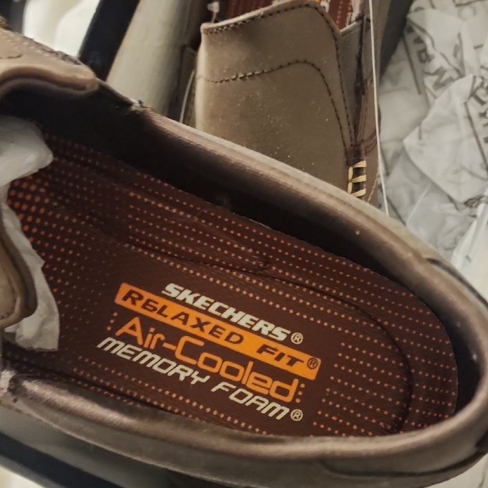 Skechers Men's Tan Relaxed Fit Loafers